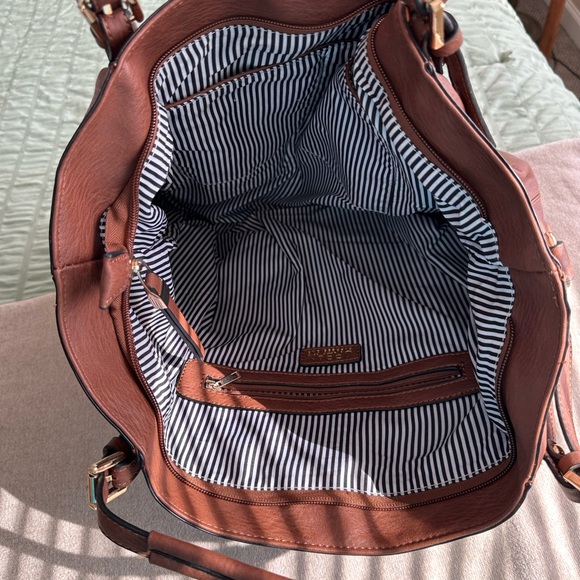 Urban expressions purse - Picture 6 of 7